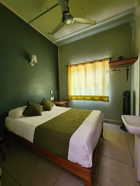 Hotel Plaza Queretaro